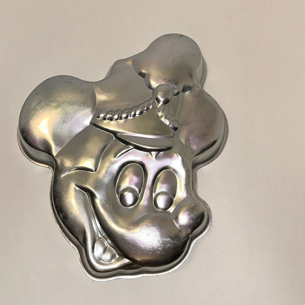 Vintage Mickey Mouse Cake Pan Mold
